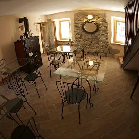 Corte Della Maddalena Bed & Breakfast Busana