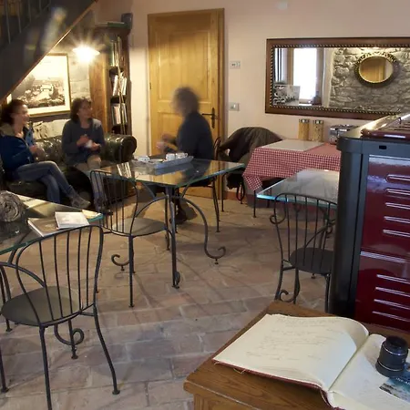 Bed & Breakfast Corte Della Maddalena Busana